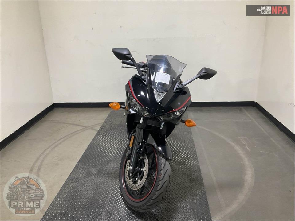 2018 Yamaha YZF - R3 — фото 2