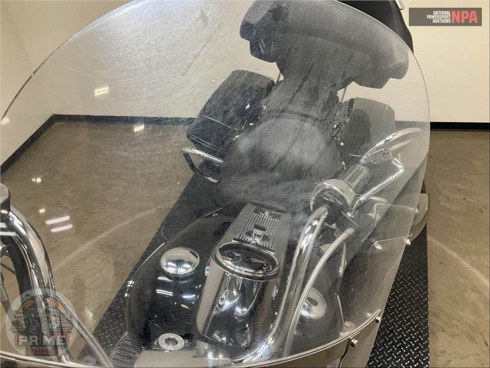 2005 Harley-Davidson FLHRCI ROAD KING CLASSIC — фото 16