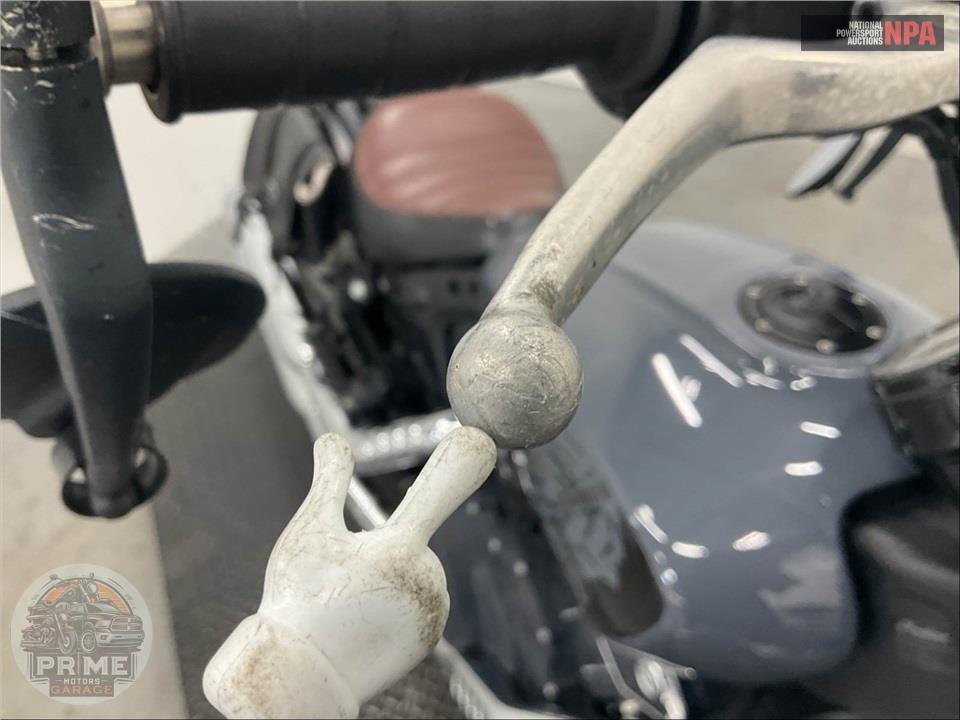 2022 Indian Motorcycle SCOUT BOBBER TWENTY — фото 20