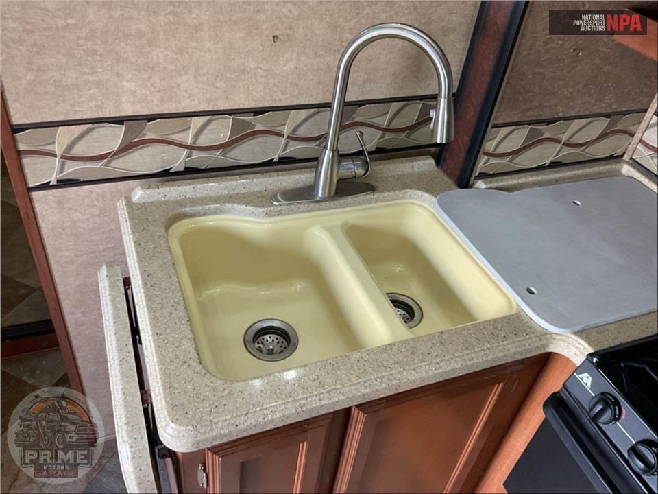 2015 Coachmen By Forest River M-280 DS CHEVROLET 4500 - LEPRECHAUN SERIES — фото 35