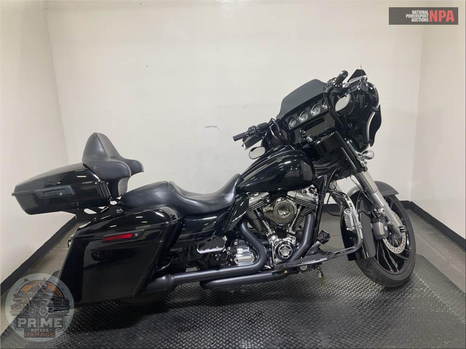 2016 Harley-Davidson FLHXS STREET GLIDE SPECIAL — фото 1