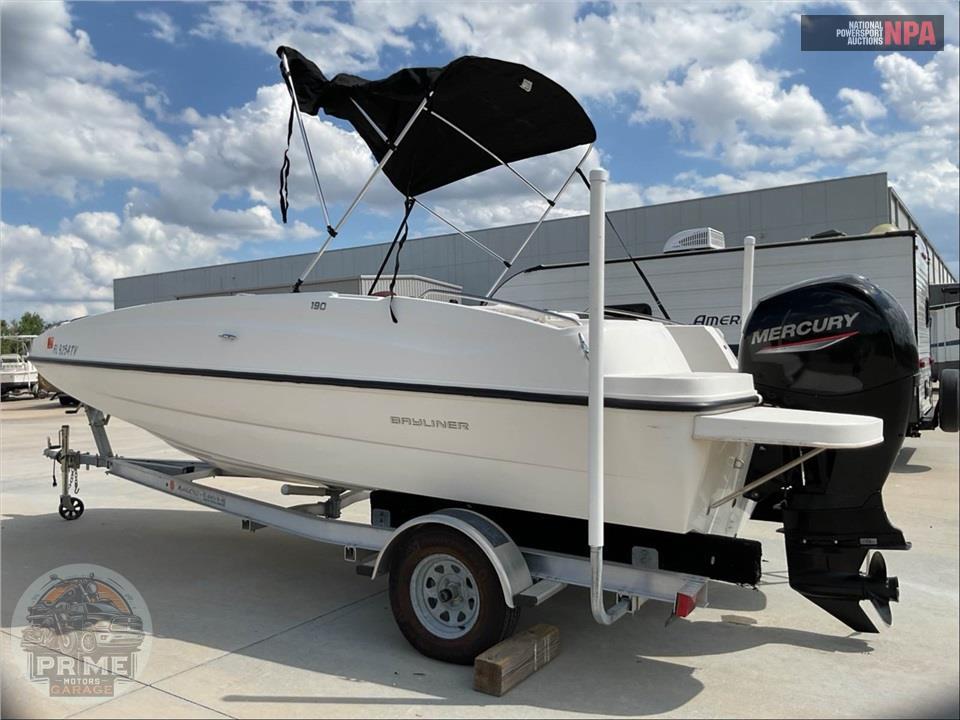 2018 Bayliner Marine 190 DB(***) DECK BOAT SERIES L=19/E=1-150HP MERCURY OB — фото 3