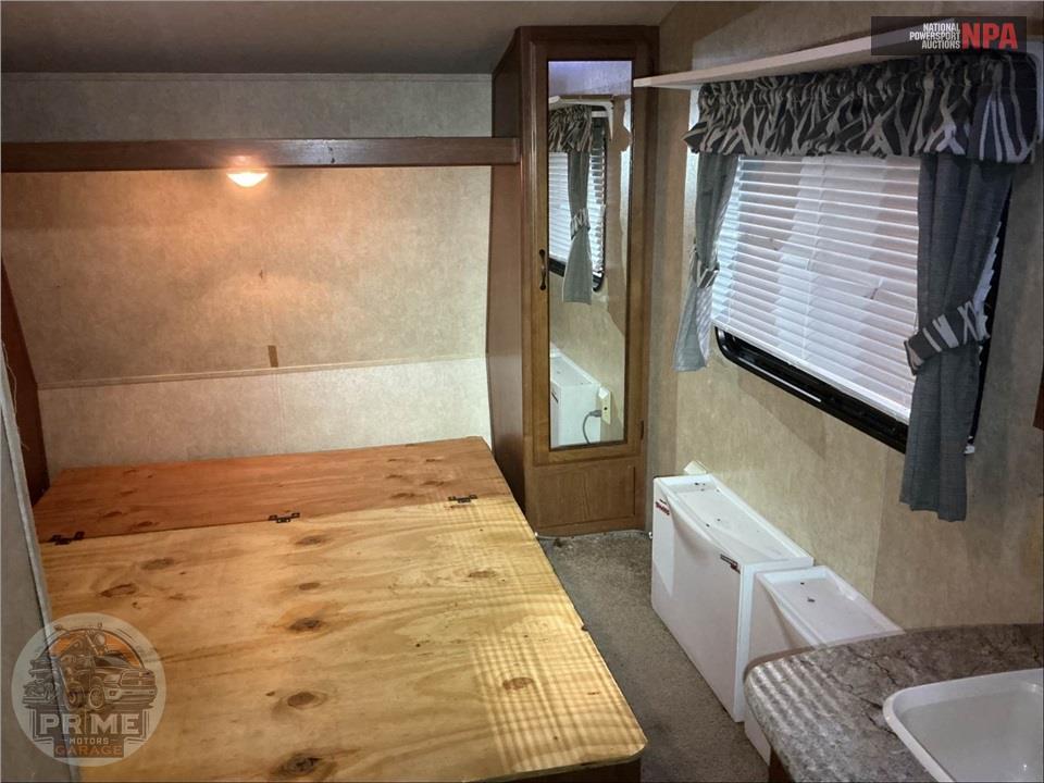 2014 Salem By Forest River M-32SRV - SPORT SRV TOY HAULER SERIES — фото 11