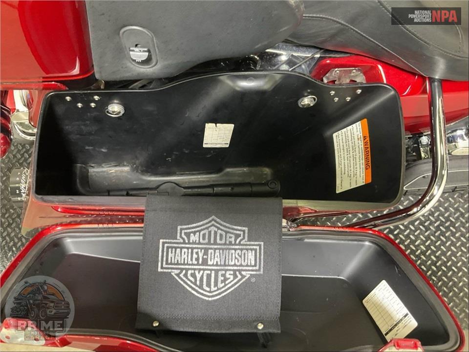 2012 Harley-Davidson FLHTK ELECTRA GLIDE UL LI — фото 29