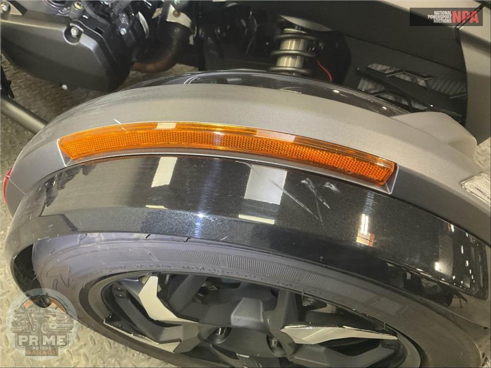 2018 Can-Am SPYDER F3-S SE6 — фото 10