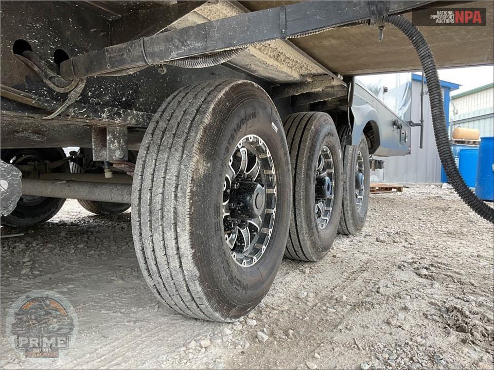 2019 Xlr By Forest River M-382AMP - THUNDERBOLT TOY HAULER TOY HAULER SERIES — фото 61