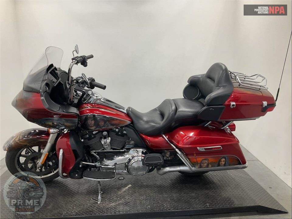 2019 Harley-Davidson FLTRU ROAD GLIDE ULTRA — фото 3