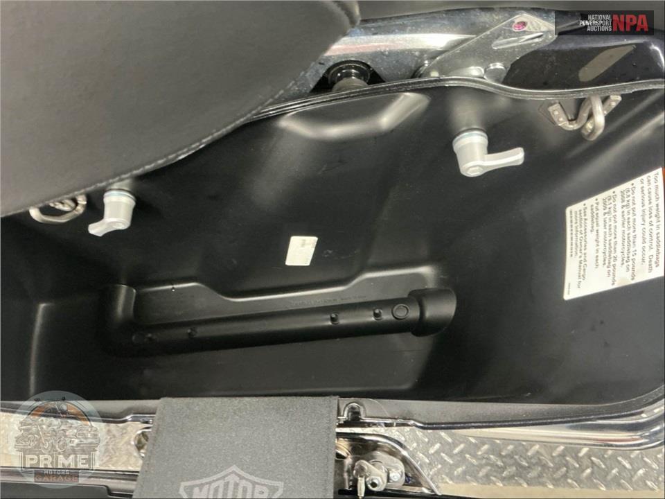 2019 Harley-Davidson FLHTK ULTRA LIMITED — фото 16