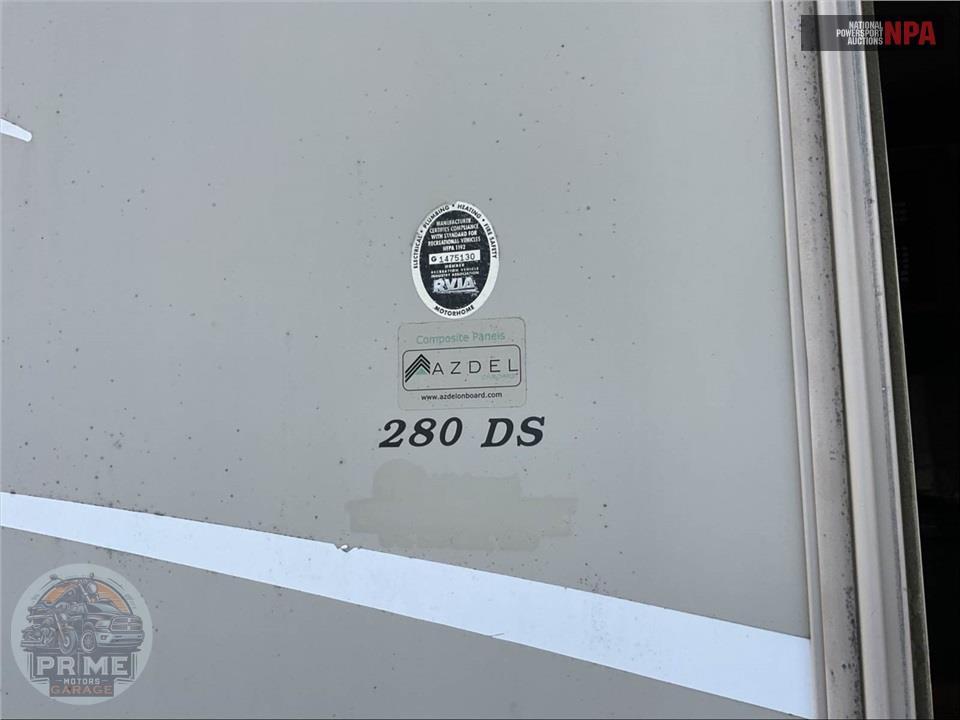 2015 Coachmen By Forest River M-280 DS CHEVROLET 4500 - LEPRECHAUN SERIES — фото 6
