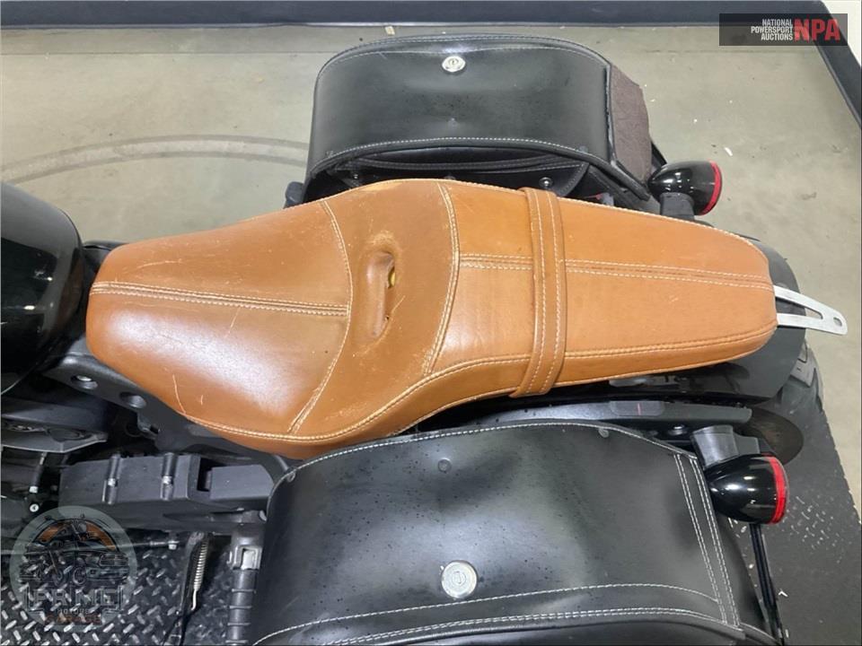 2020 Indian Motorcycle SCOUT BOBBER SIXTY — фото 29