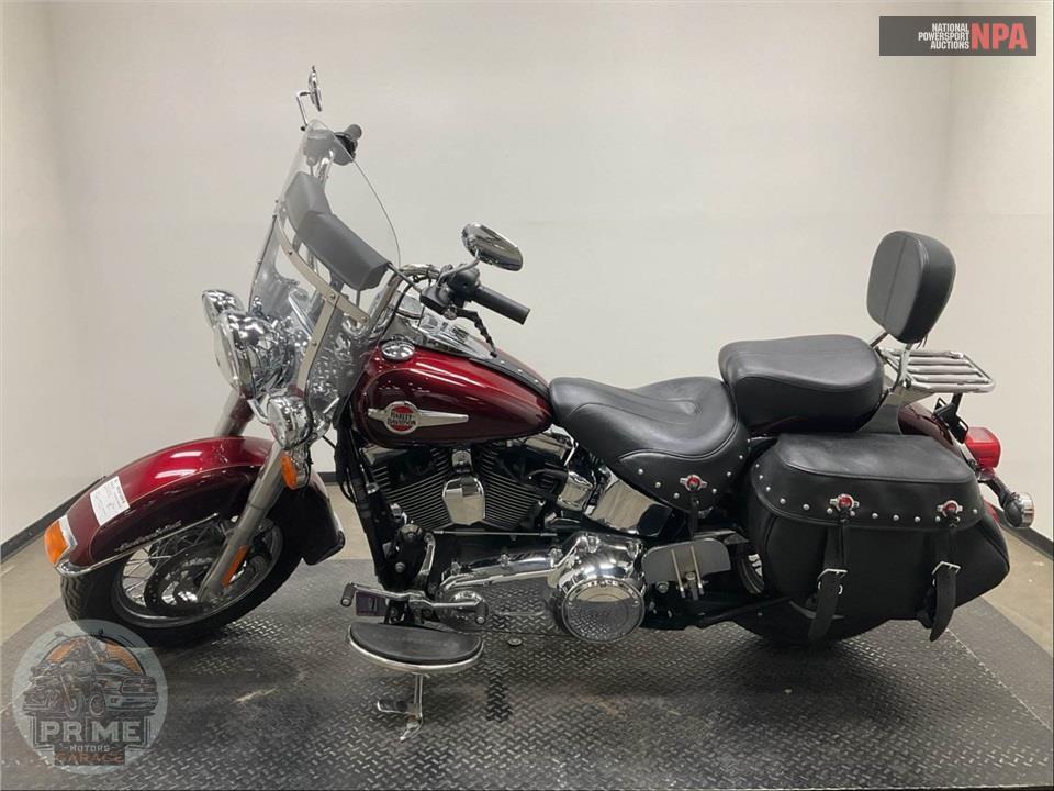 2017 Harley-Davidson FLSTC HERITAGE SOFTAIL CLASSIC — фото 3