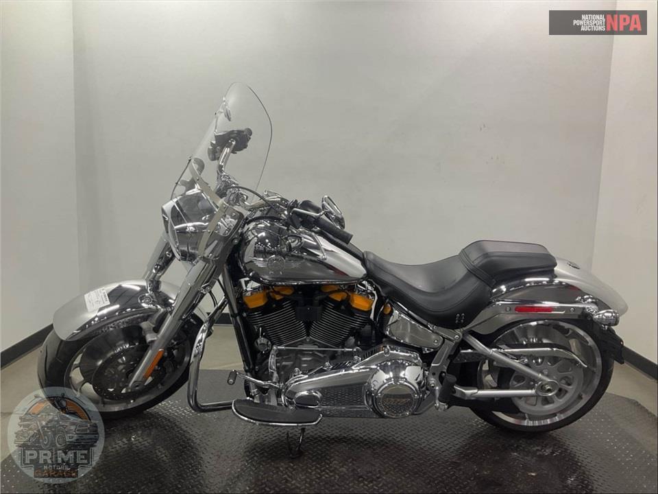 2025 Harley-Davidson FLSTFI SOFTAIL FAT BOY GRAY GHOST — фото 3