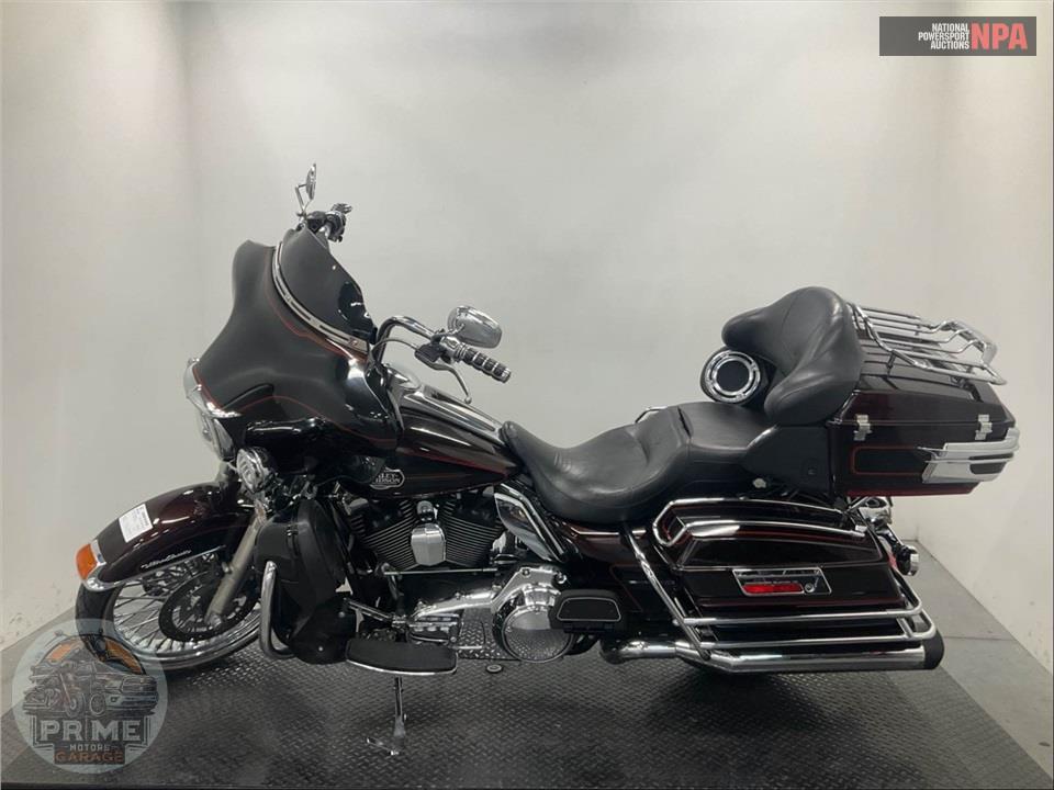 2011 Harley-Davidson FLHTCU UL CLSC EL GLIDE — фото 3