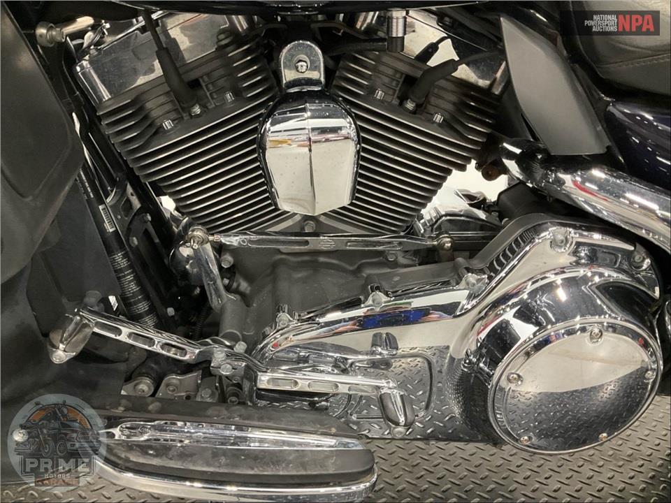 2014 Harley-Davidson FLHTKSE CVO ULTRA LIMITED — фото 7