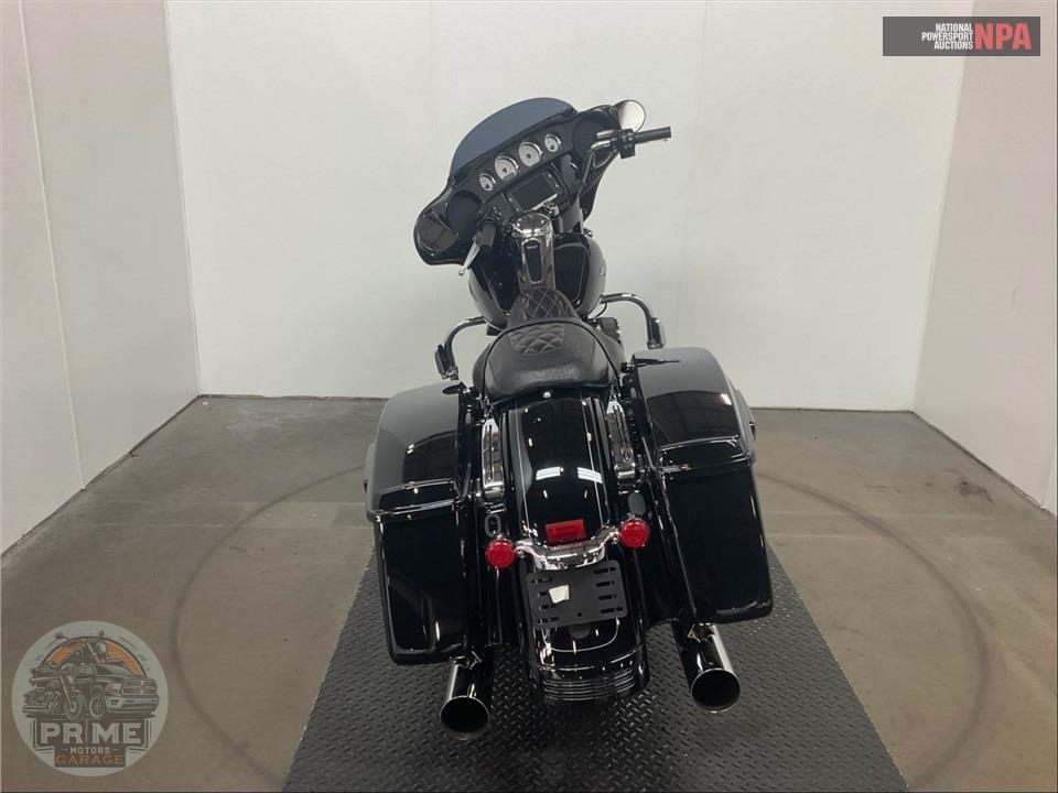 2015 Harley-Davidson FLHXS STREET GLIDE SPECIAL — фото 4