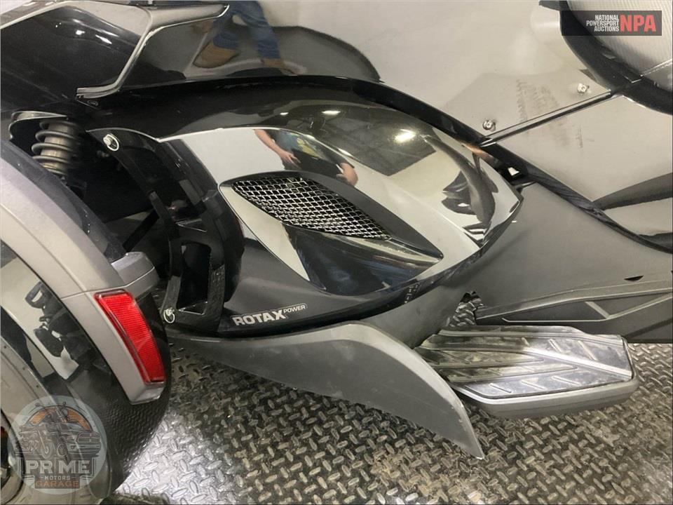 2014 Can-Am SPYDER ST LIMITED — фото 7