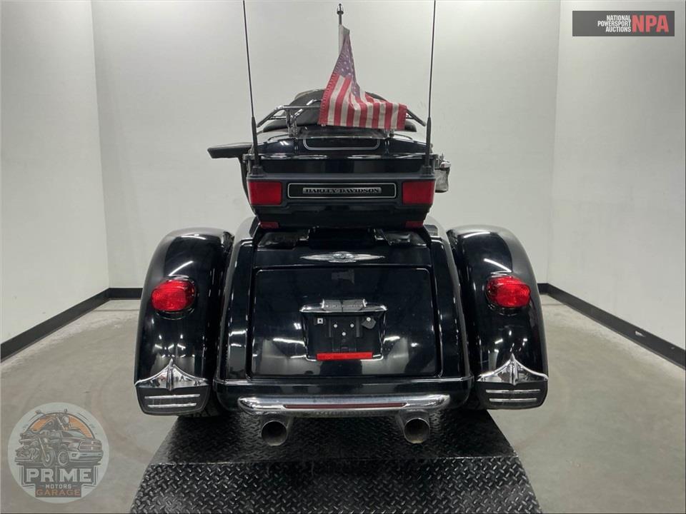 2013 Harley-Davidson FLHTCUTG TRIGLIDE UL CLSC — фото 4