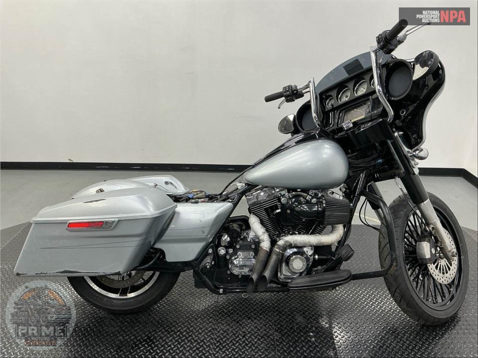 2015 Harley-Davidson FLHXS STREET GLIDE SPECIAL — фото 1