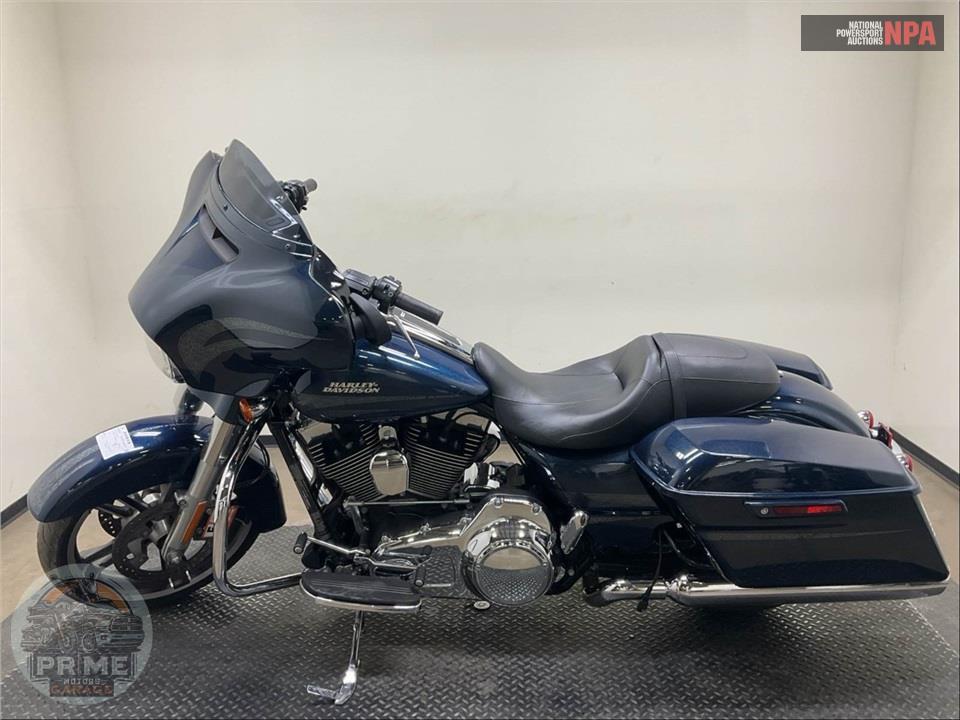2016 Harley-Davidson FLHXS STREET GLIDE SPECIAL — фото 3