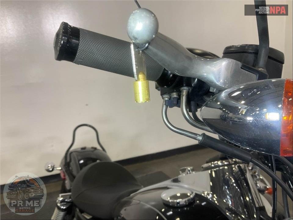 2015 Harley-Davidson FXDWG-103 DYNA WIDE GLIDE — фото 6