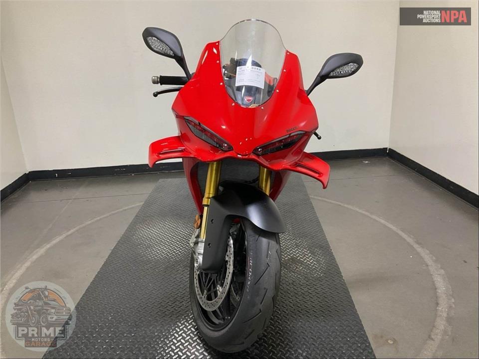 2025 Ducati PANIGALE V4 S — фото 2