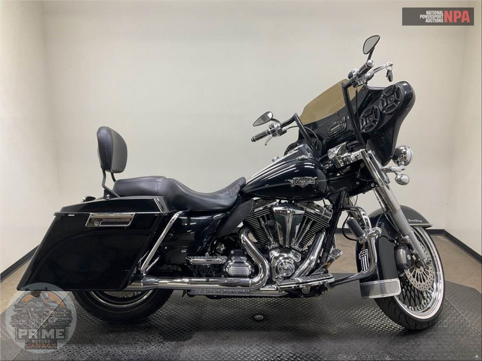 2012 Harley-Davidson FLHRC ROAD KING CLSC — фото 1