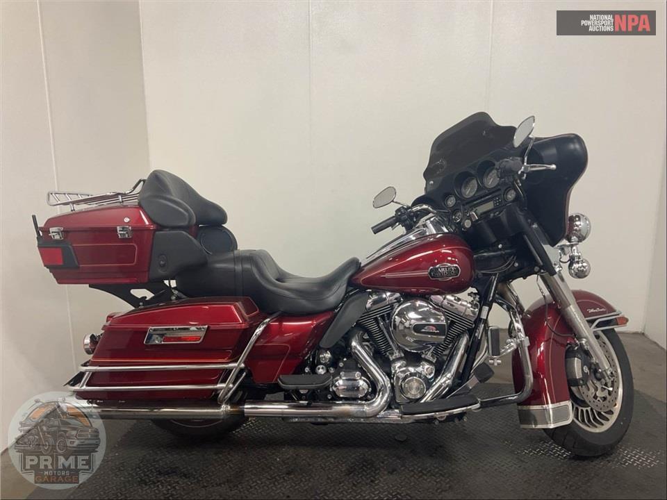 2010 Harley-Davidson FLHTCU ULTRA CLASSIC ELECTRA GLIDE — фото 1