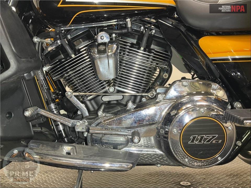 2022 Harley-Davidson FLTRKSE CVO ROAD GLIDE LIMITED — фото 7
