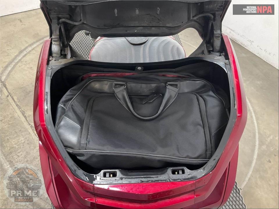 2018 Honda GL1800D GOLDWING TOUR DCT (RED) — фото 25