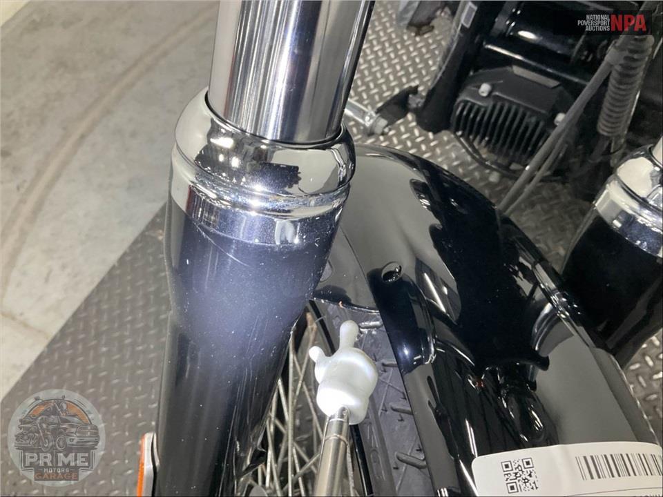 2017 Harley-Davidson FXDB STREET BOB — фото 14