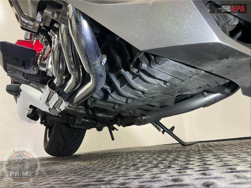 2021 Honda GL1800 GOLDWING TOUR — фото 12