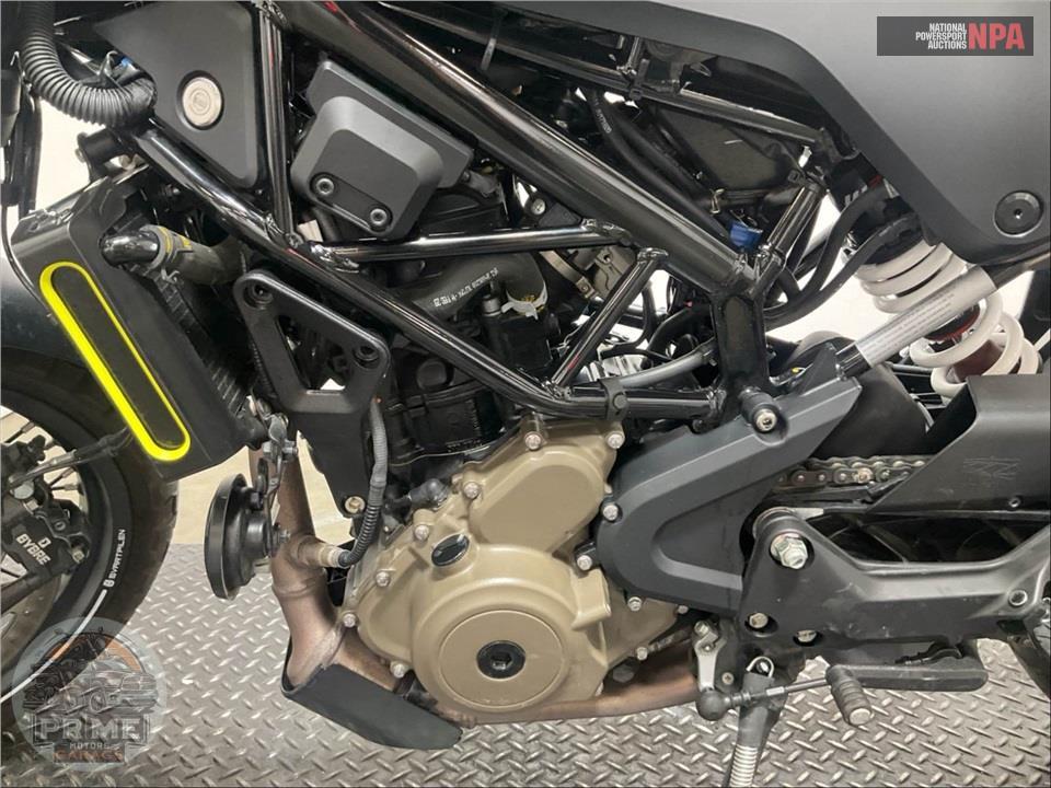 2023 Husqvarna SVARTPILEN 401 — фото 7