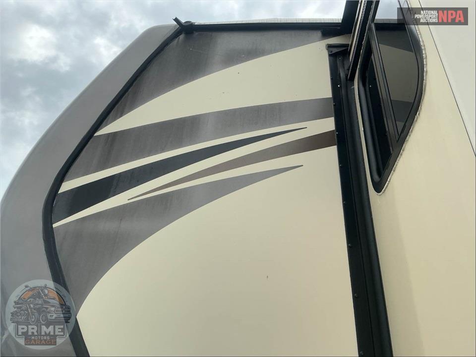 2017 Keystone Rv M-3950 BR - MONTANA LEGACY EDITION FIFTH WHEEL SERIES — фото 40