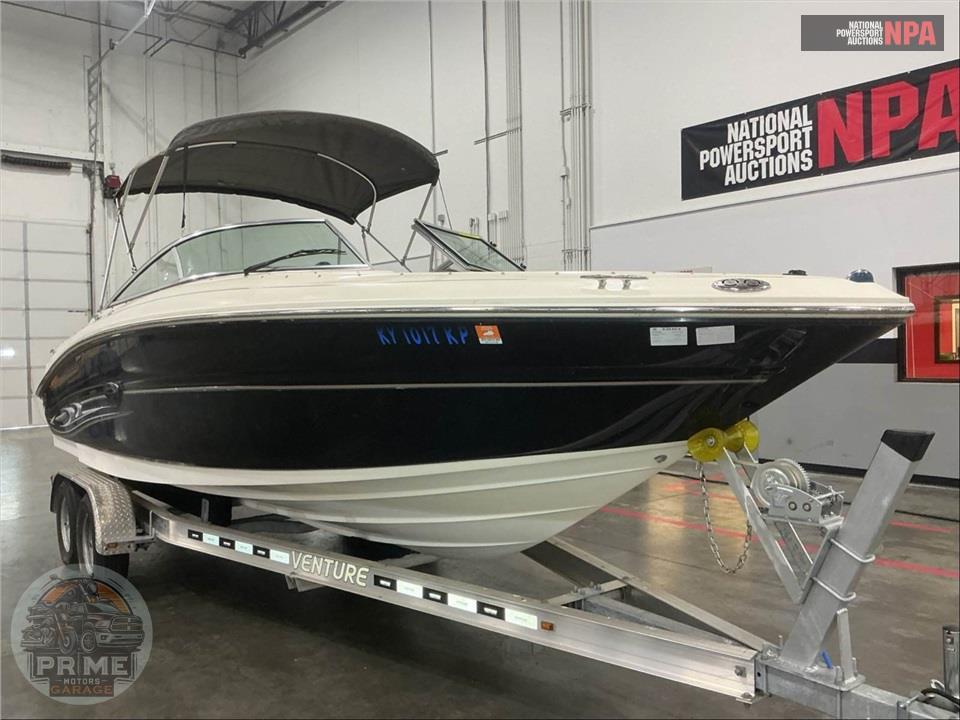 2004 Sea Ray Boats 240 SELECT SERIES L=26/E=1 260HP MERC IB — фото 1