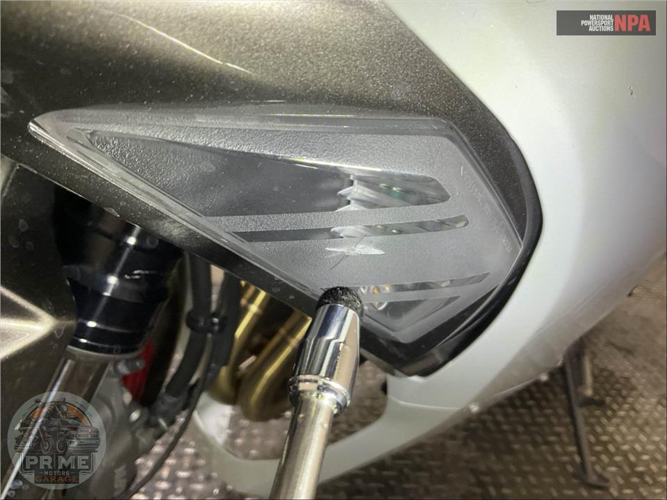 2025 Kawasaki ZX636KSFAL NINJA ZX-6R — фото 46