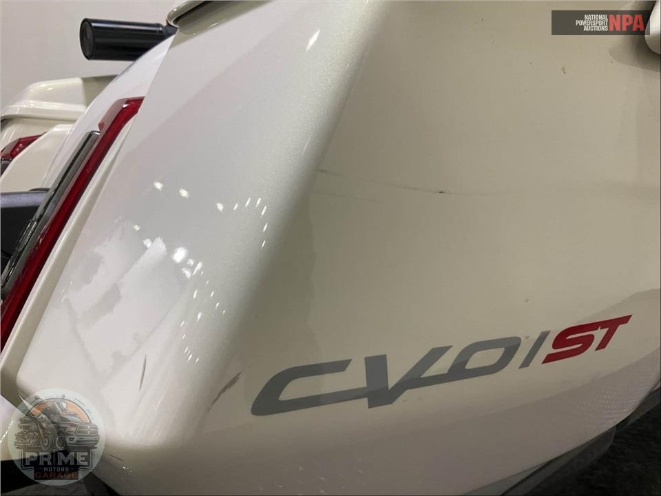 2024 Harley-Davidson FLTRXSTSE CVO ROAD GLIDE ST — фото 19