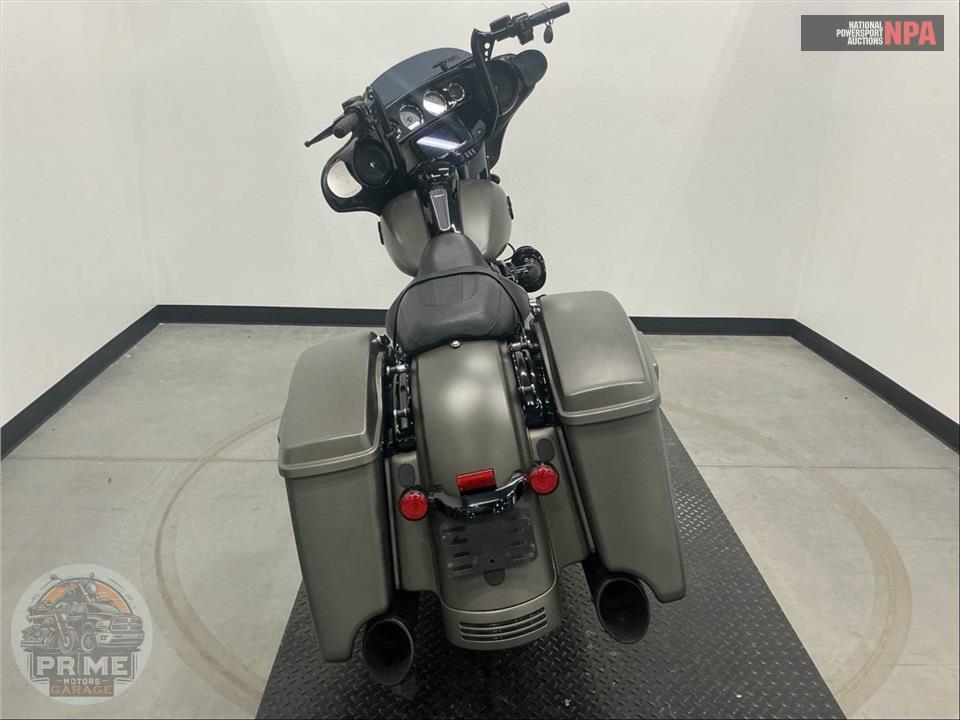 2019 Harley-Davidson FLHXS STREET GLIDE SPECIAL — фото 4