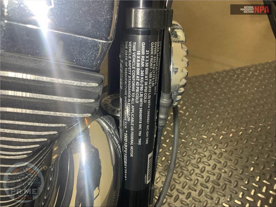 2016 Harley-Davidson FXSB BREAKOUT — фото 18