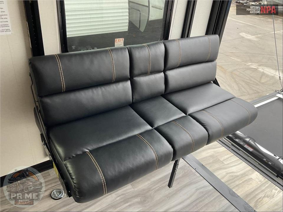 2023 Alliance Rv M-21T15 - VALOR FIFTH WHEEL SERIES — фото 11