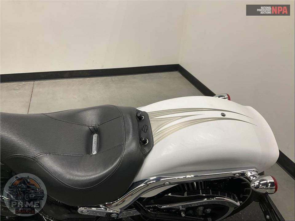 2017 Harley-Davidson FXSB BREAKOUT — фото 18