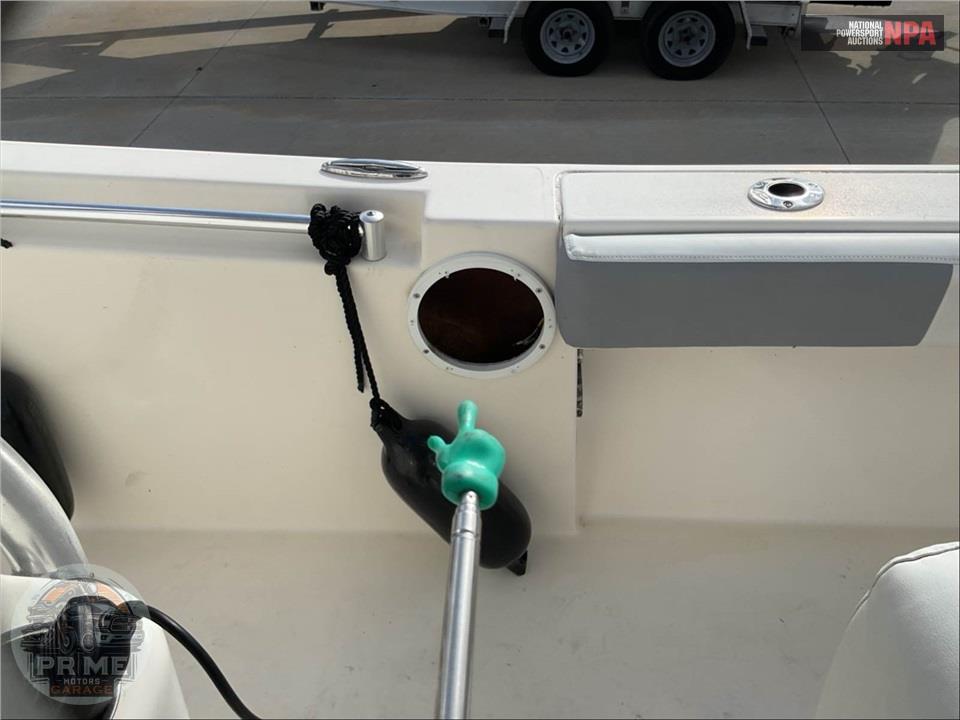 2019 Cobia Boats 220 CENTER CONSOLE L=22/E=1-150HP MERCURY OB — фото 23