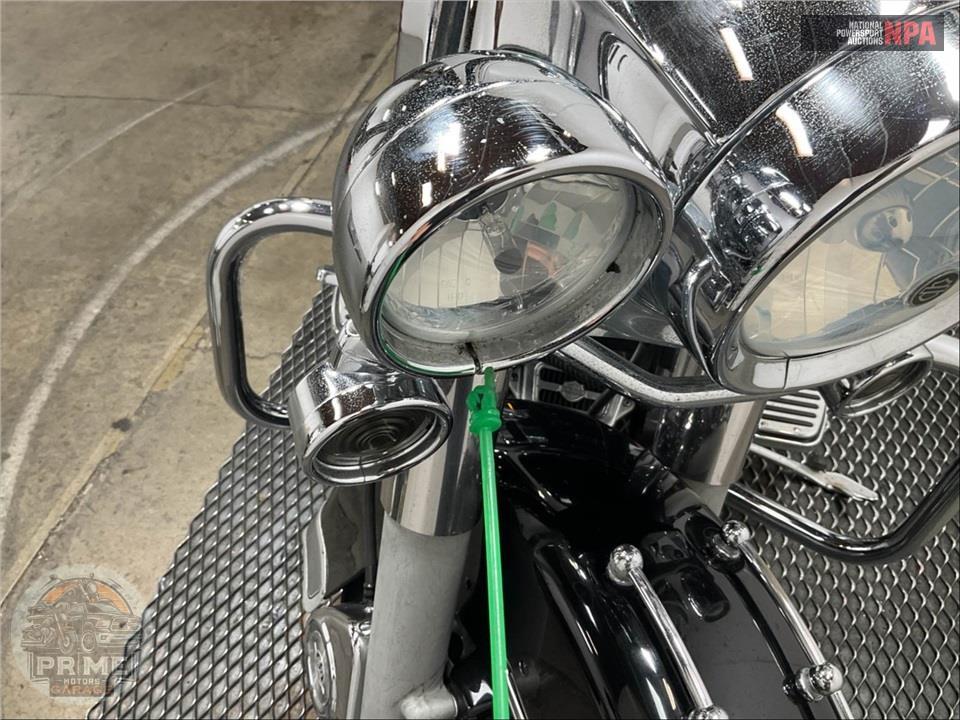 2002 Harley-Davidson FLHRCI ROAD KING CLASSIC — фото 29