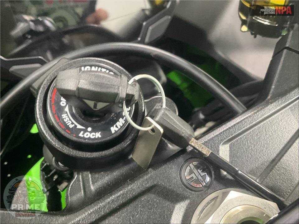 2025 Kawasaki ZX1002MSFAL NINJA ZX-10R KRT — фото 12