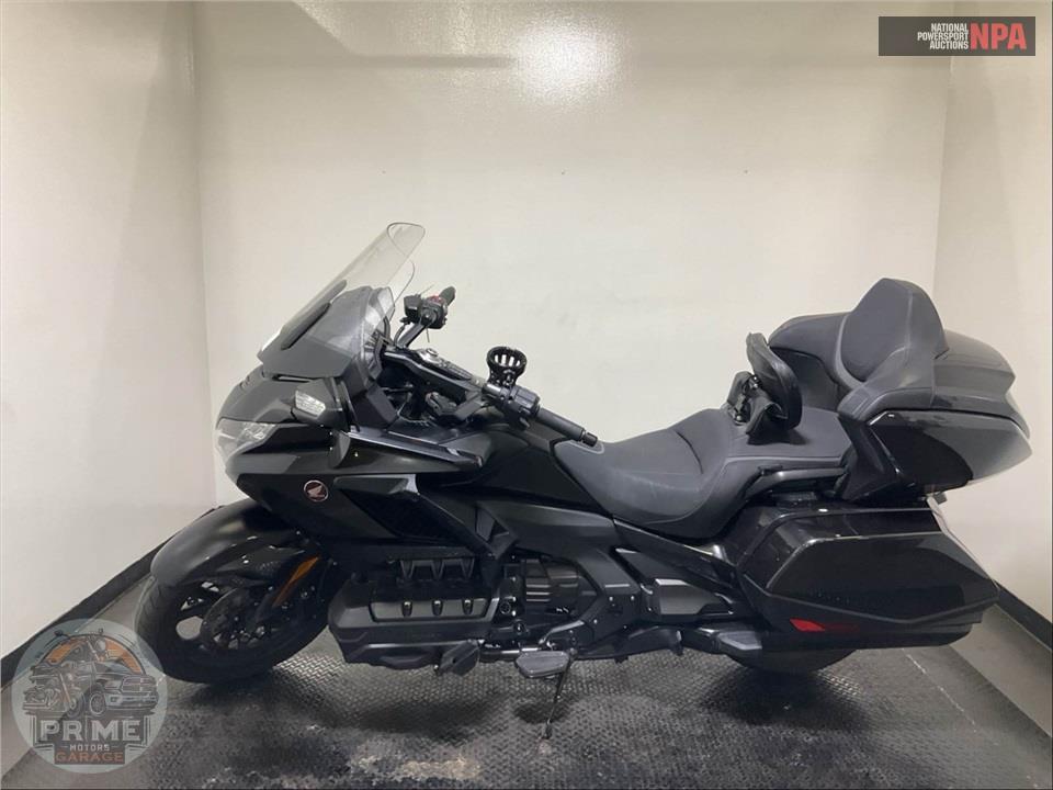2021 Honda GL1800D GOLDWING TOUR DCT — фото 3