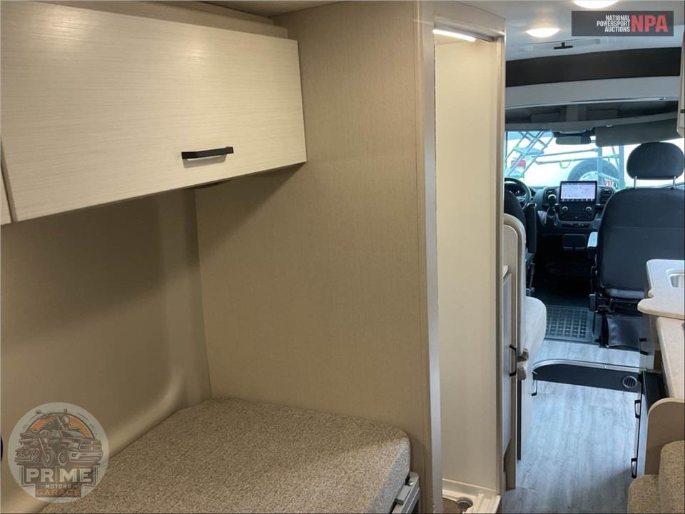 2023 Thor Motor Coach M-2AB PROMASTER - DAZZLE SERIES — фото 10