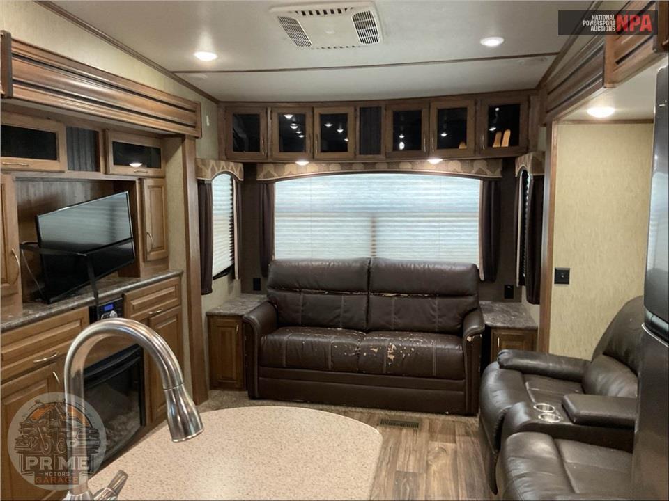 2017 Keystone Rv M-325 RL - LAREDO FIFTH WHEEL SERIES — фото 7