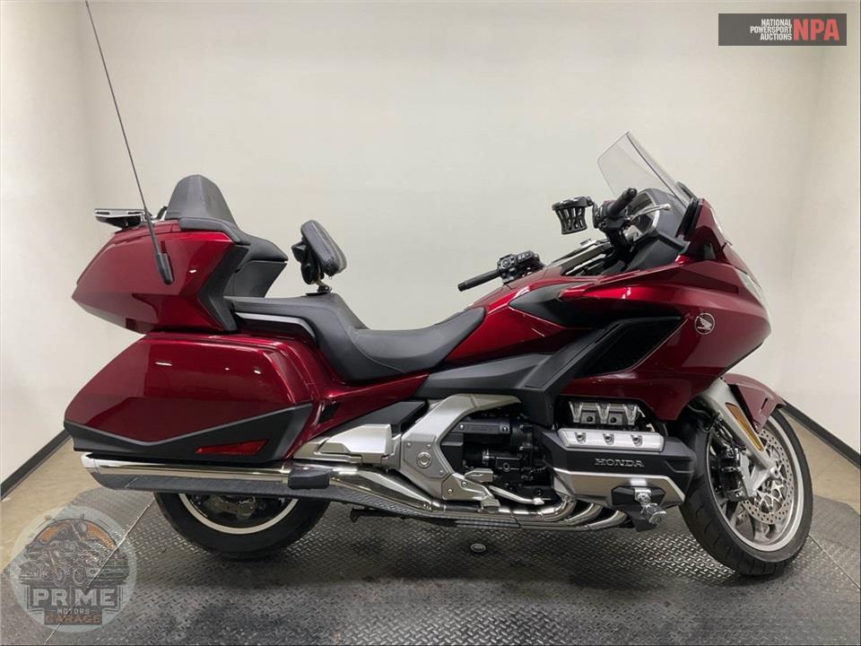2018 Honda GL1800D GOLDWING TOUR DCT (RED) — фото 1
