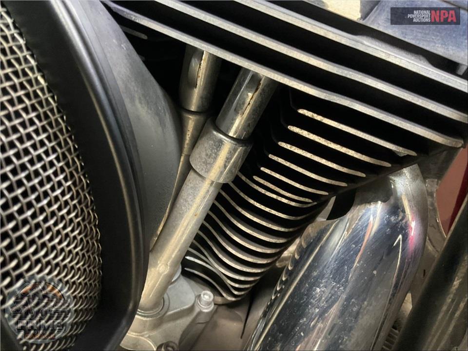 2016 Harley-Davidson FLHTCU ULTRA CLASSIC ELECTRA GLIDE — фото 10