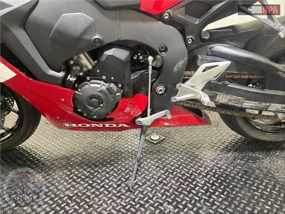 2022 Honda CBR1000RR — фото 7