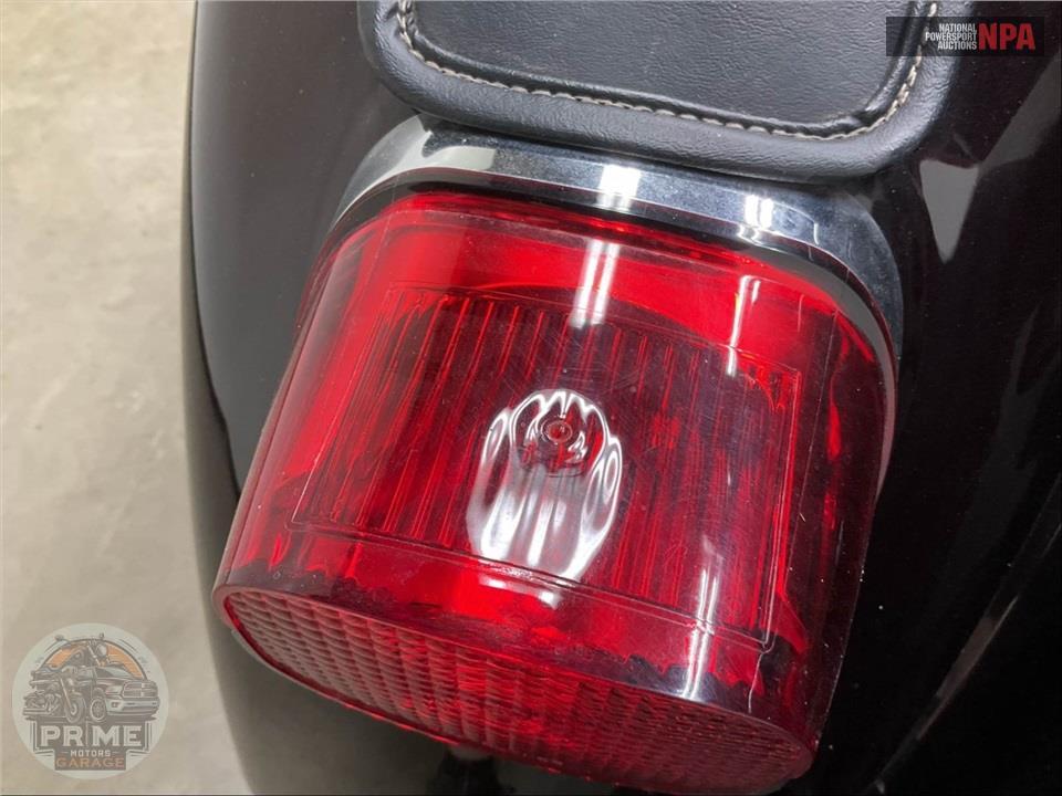 2014 Harley-Davidson FLHTCUTG TRIGLIDE ULTRA CLASSIC — фото 35